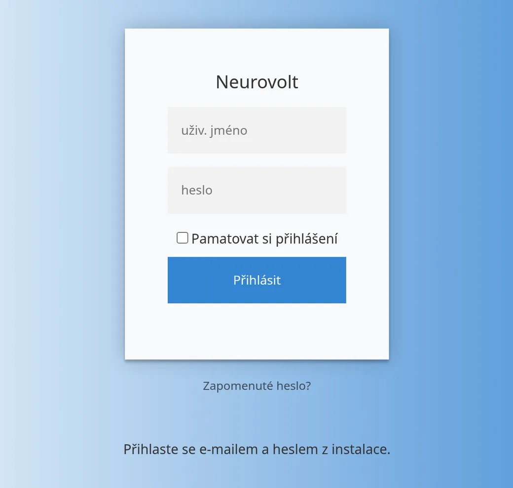 Přihlašovací stránka s poli pro uživatelské jméno a heslo a tlačítkem Přihlásit